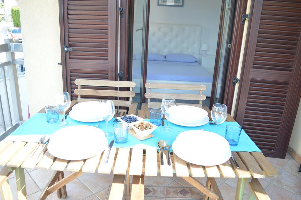 Apartments Villa Alba Пореч Экстерьер фото