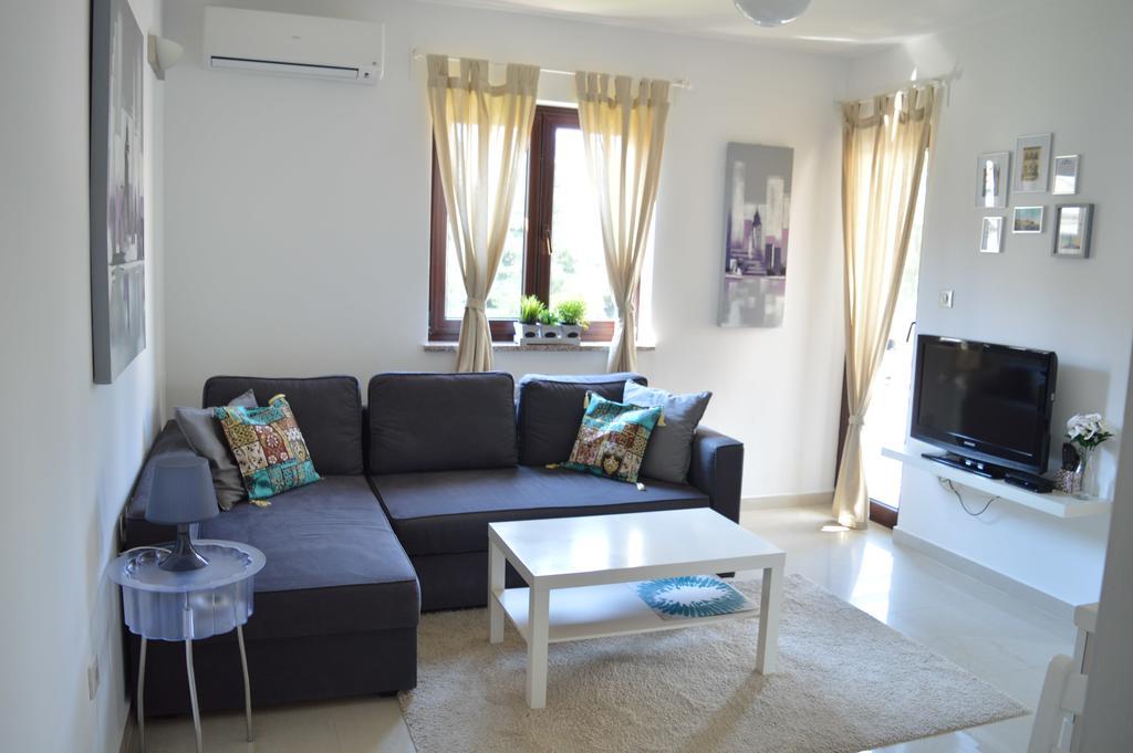 Apartments Villa Alba Пореч Экстерьер фото