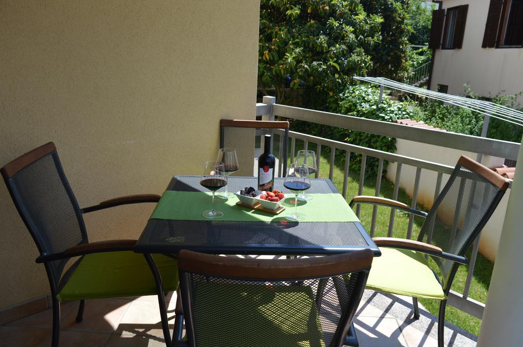 Apartments Villa Alba Пореч Экстерьер фото